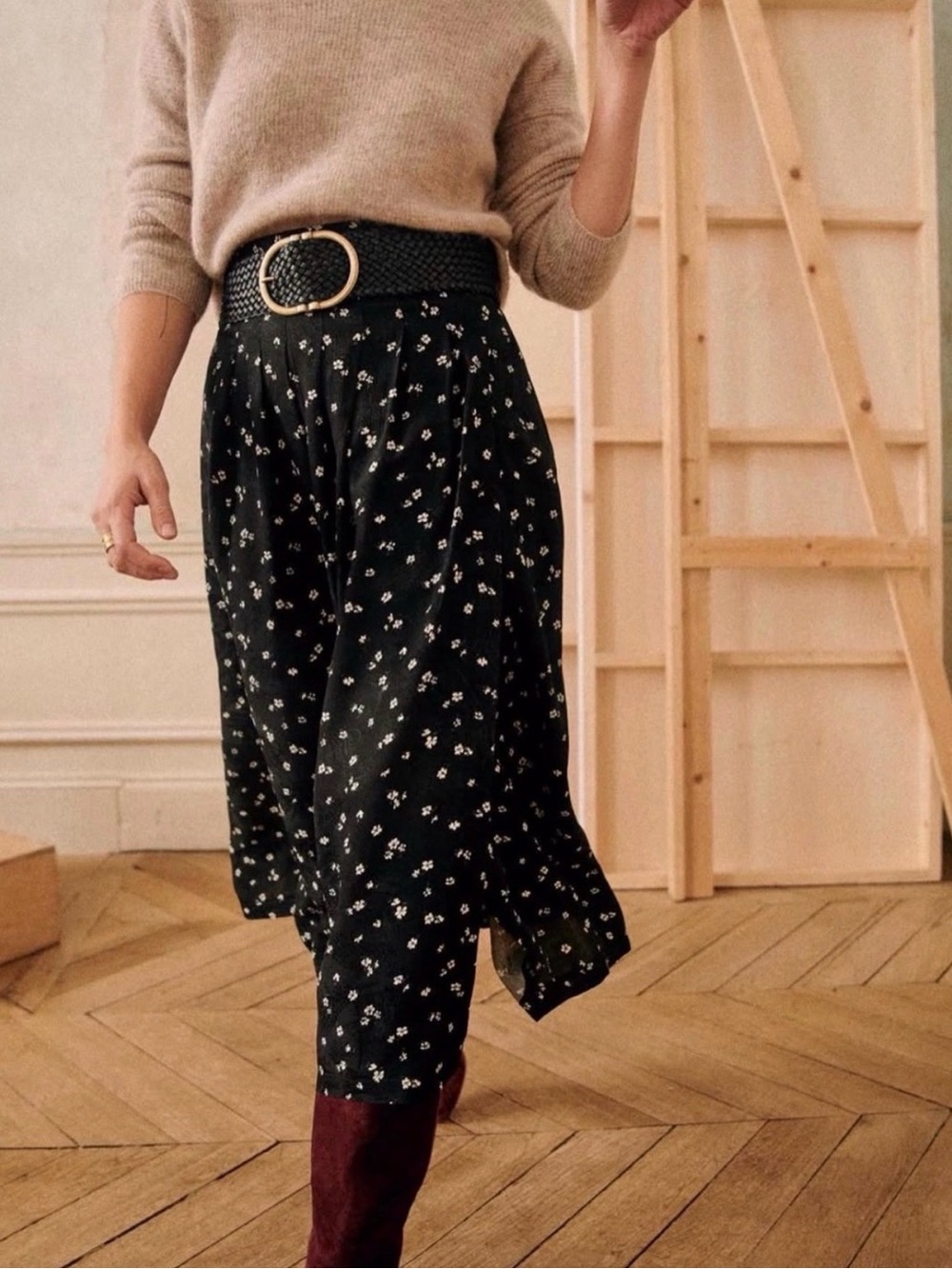 Sezane Alicia Black Floral Midi Skirt size 36 US 4